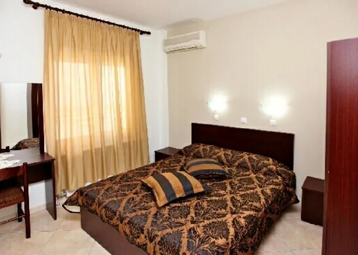 Delfini Hotel