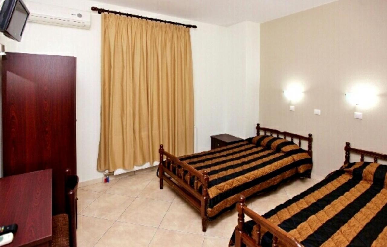 Delfini Hotel 2*